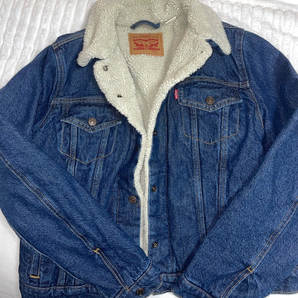 Sherpa Lined Levi’s Jean Jacket